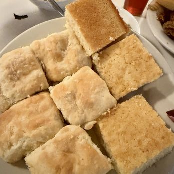 Mrs Wilkes' Dining Room - Biscuits and cornbread - Southern Near Me - Savannah, Georgia Mrs Wilkes' Dining Room - Biscuits and cornbread - Southern Near Me - Savannah, Georgia