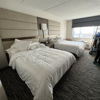 SHERATON ST. PAUL WOODBURY HOTEL - Updated December 2025 - 95 Photos