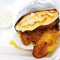 El Chamo Criollo - Pabellón. Delicious, very flavorful!!
