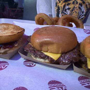 Bub’s Nola - Microdose, Onion Rings, PB&J. - American Near Me - New Orleans, Louisiana