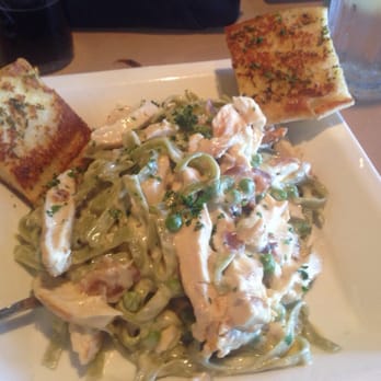 The Feast Restaurant - Pasta carbonara with chicken. The sauce was Alfredo, not a true carbonara, but still delicious - Seafood Near Me - Holmes Beach, Florida The Feast Restaurant - Pasta carbonara with chicken. The sauce was Alfredo, not a true carbonara, but still delicious - Seafood Near Me - Holmes Beach, Florida