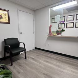 Northridge Acupuncture - 450
