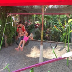 Los Girasoles - Play area for kids.   Area de niños para jugar.