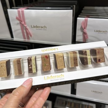 Läderach Chocolatier Suisse - Chocolatiers & Shops Near Me - Zermatt, VS Läderach Chocolatier Suisse - Chocolatiers & Shops Near Me - Zermatt, VS