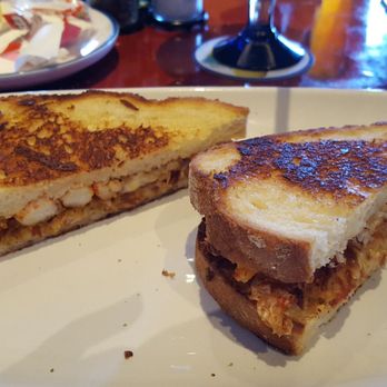 Red Lobster - Crab melt sandwich. Plenty of crab, with just enough cheese to make it interesting. - Seafood Near Me - Wayne, New Jersey Red Lobster - Crab melt sandwich. Plenty of crab, with just enough cheese to make it interesting. - Seafood Near Me - Wayne, New Jersey