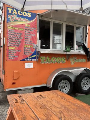 Tacos Guerrero by null