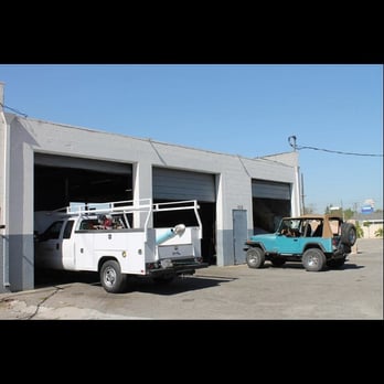 Ray's Auto Service - Auto Repair Near Me - Colton, California Ray's Auto Service - Auto Repair Near Me - Colton, California