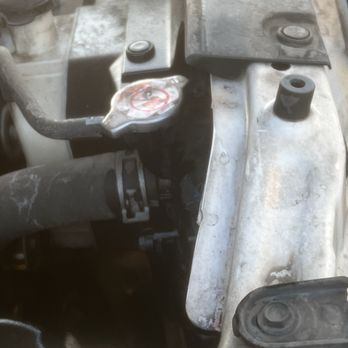 Kwik Kar Mansfield - Broad - Cap not secured properly. - Auto Repair Near Me - Mansfield, Texas Kwik Kar Mansfield - Broad - Cap not secured properly. - Auto Repair Near Me - Mansfield, Texas