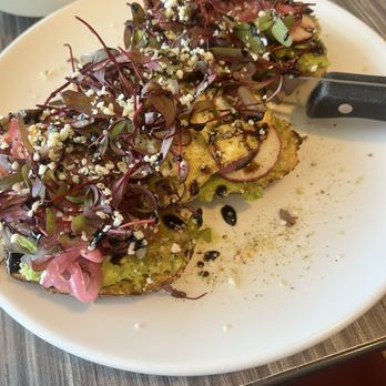 Mama Kat's - Bougie avocado toast - American Near Me - San Marcos, California