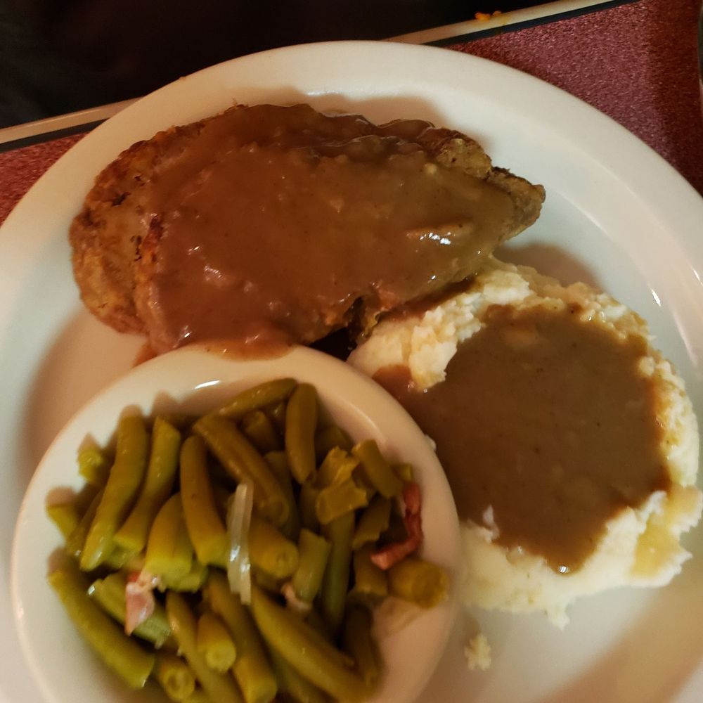 Reds Ale House - Meatloaf dinner - Pizza Near Me - Crossville, Tennessee Reds Ale House - Meatloaf dinner - Pizza Near Me - Crossville, Tennessee