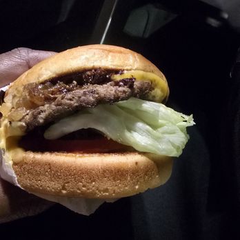 In-N-Out Burger - Burgers Near Me - Vallejo, California