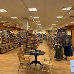 Eborn Books Collectibles & Gifts
