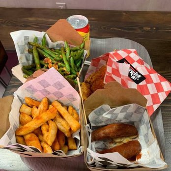 Legend Chicken - Medium spicy String beans, tempuras, TW sausages and legend chicken cutler - Chicken Wings Near Me - Flushing, New York Legend Chicken - Medium spicy String beans, tempuras, TW sausages and legend chicken cutler - Chicken Wings Near Me - Flushing, New York