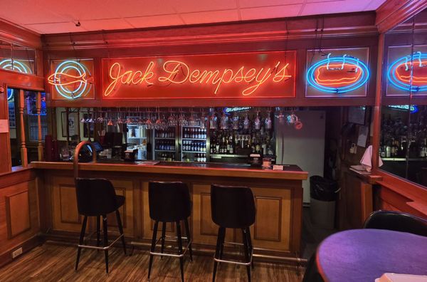 Jack Dempsey's Restaurant by null