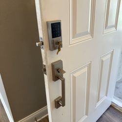One Man and a Van - Smart keypad lock installation