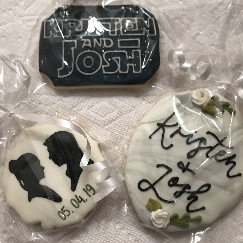 Frosted Confetti - Custom cookies - Cupcakes Near Me