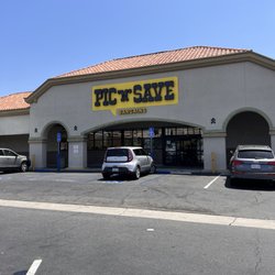 Pic 'N' Save Bargains - Exterior.