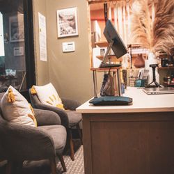 The Sweetest Little Life - Aura Reading Space