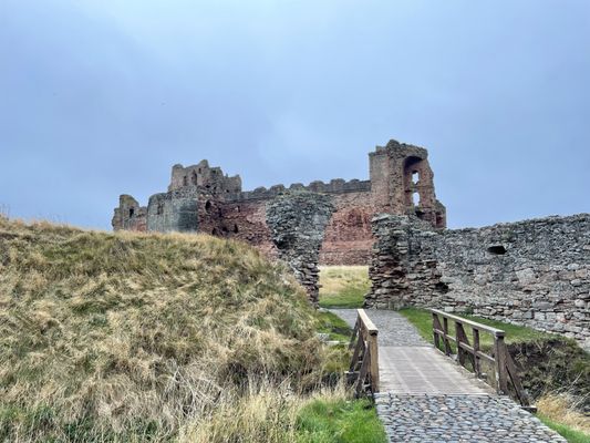 Tantallon Castle by null