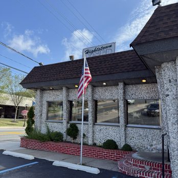 Hightstown Diner - Exterior - Diners Near Me - Hightstown, New Jersey
