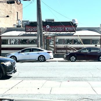 Tanpopo Ramen and Sake Cafe - All Aboard! - Salad Near Me - Albany, New York