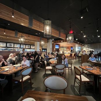 Il Fornaio - View of the kitchen and bar - Italian Near Me - Mountain View, California Il Fornaio - View of the kitchen and bar - Italian Near Me - Mountain View, California