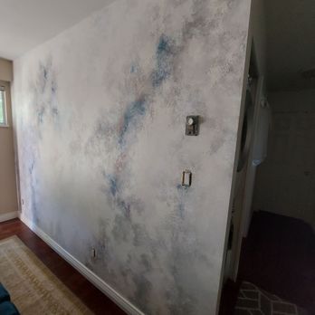 Bm Finishing Services - Feature wall using paint & plaster - Painters Near Me - North Vancouver, British Columbia Bm Finishing Services - Feature wall using paint & plaster - Painters Near Me - North Vancouver, British Columbia