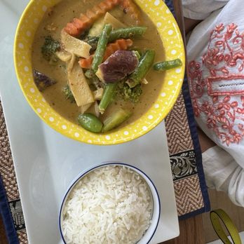 NaPha Thai Kitchen - Green Curry - Thai Near Me - Middletown, Rhode Island