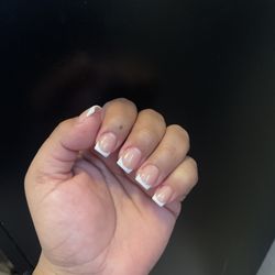 Linda's Nails And Spa - French tip