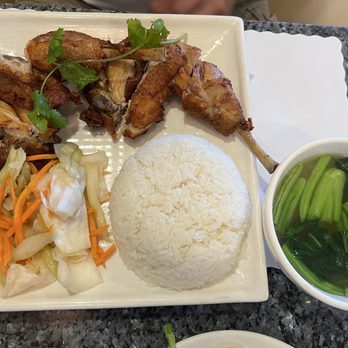 Ghien Mi Go - Cơm gà chiên $19.45 - Noodles Near Me - Westminster, California
