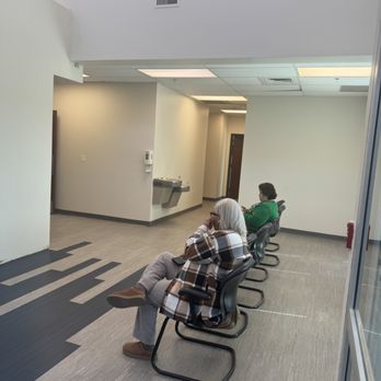 Rio Grande Urology - Waiting Room (One Side) - Urologists Near Me - El Paso, Texas Rio Grande Urology - Waiting Room (One Side) - Urologists Near Me - El Paso, Texas