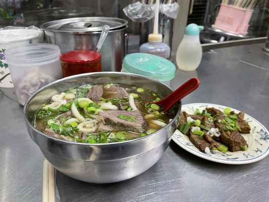 Liu Shandong Beef Noodles by null