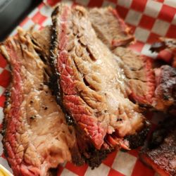 Uncle Tony's Backyard Bbq - Fatty brisket, very good you have the option between fatty and lien and chopped and sliced