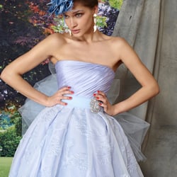 Atelier Juliette - Suknie ślubne zachwycają bogatą paletą kolorów, różnorodnością łączonych ze sobą materiałów, klasą oraz elegancją