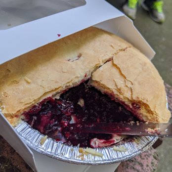 Remlinger Farms - Marionberry pie - Pumpkin Patches Near Me - Carnation, Washington