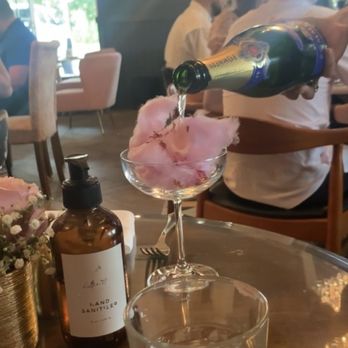 Little Hen - Champagne candy cloud - Breakfast & Brunch Near Me - Weston, Florida Little Hen - Champagne candy cloud - Breakfast & Brunch Near Me - Weston, Florida