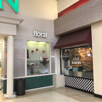 June Bakery - Right next to Joann fabrics inside crossroads. - Patisserie/Cake Shop Near Me - Bellevue, Washington