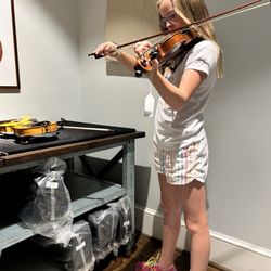 Potter Violins - Instrument trial room