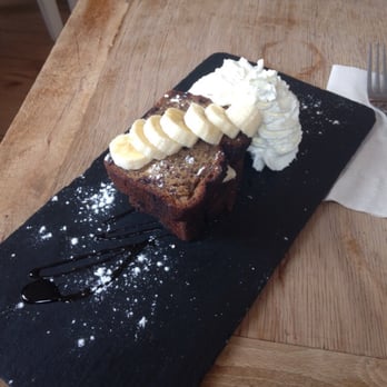 Brunch & Cake - Banana bread, comes with a mountain of whipped cream! - Breakfast & Brunch Near Me - Barcelona, B