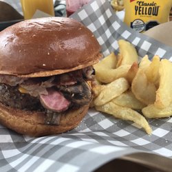 Burger Truck - Burger truck