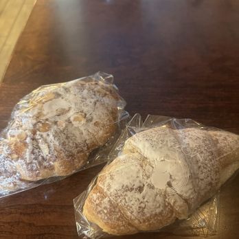 Mozart Bakery - Almond and strawberry croissant - Bakeries Near Me - Carrollton, Texas Mozart Bakery - Almond and strawberry croissant - Bakeries Near Me - Carrollton, Texas