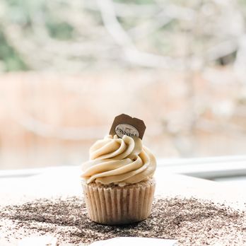 Big Fat Lion Bakeshop - Earl Grey Cupcake - Gluten-Free Near Me - Kelowna, British Columbia Big Fat Lion Bakeshop - Earl Grey Cupcake - Gluten-Free Near Me - Kelowna, British Columbia