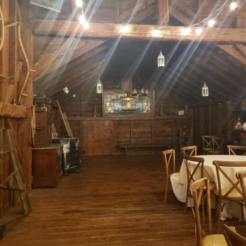 Stable Gate Winery - Inside barn - Wine Tasting Room Near Me - Castleton-on-Hudson, New York
