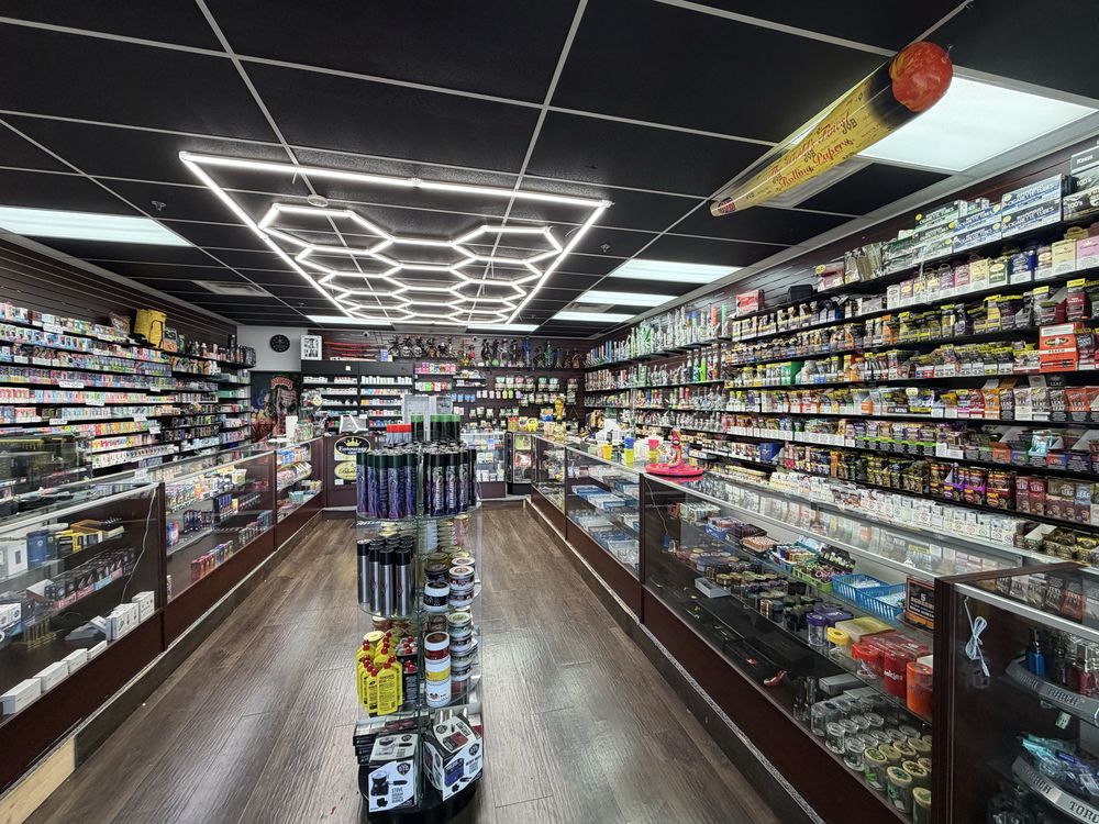 M&N Tobacco and Vape, Bristol | Roadtrippers