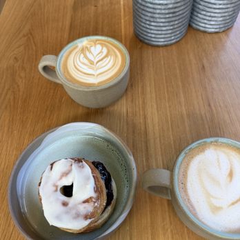 Backyard Café - Jelly cronut and two lattes - Cafes Near Me - Sunnyvale, California Backyard Café - Jelly cronut and two lattes - Cafes Near Me - Sunnyvale, California
