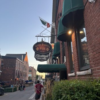 Olde Dublin Pub - Front of pub - Seafood Near Me - Charlottetown, Prince Edward Island