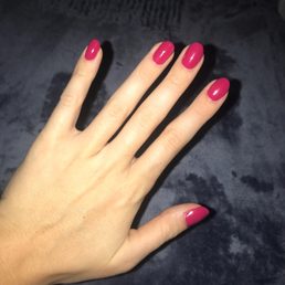 Essie 027 gel manicure