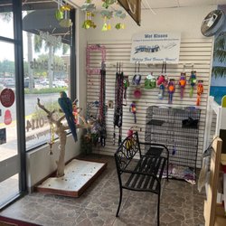 Wet Kisses Pet Company - Awesome place to find a great pet