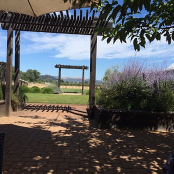 Truett Hurst - Patio - Wine Tasting Room Near Me - Healdsburg, California Truett Hurst - Patio - Wine Tasting Room Near Me - Healdsburg, California