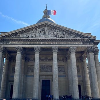 Paris Charms & Secrets - Historical Tours Near Me - Paris, 75 Paris Charms & Secrets - Historical Tours Near Me - Paris, 75